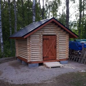 3 X 3m PUULIITERIN VALMISPAKETTI PELTIKATOLLA