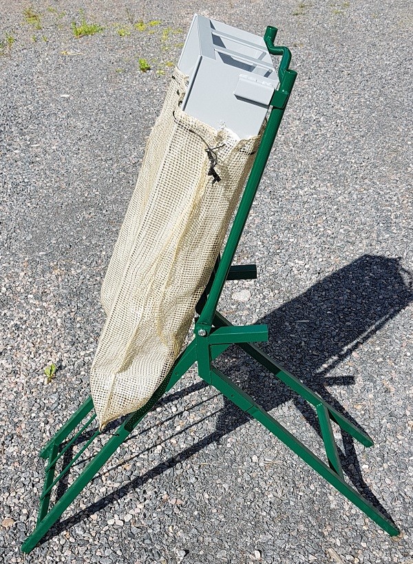 VERKKOPUSSIEN TÄYTTÖLAITE