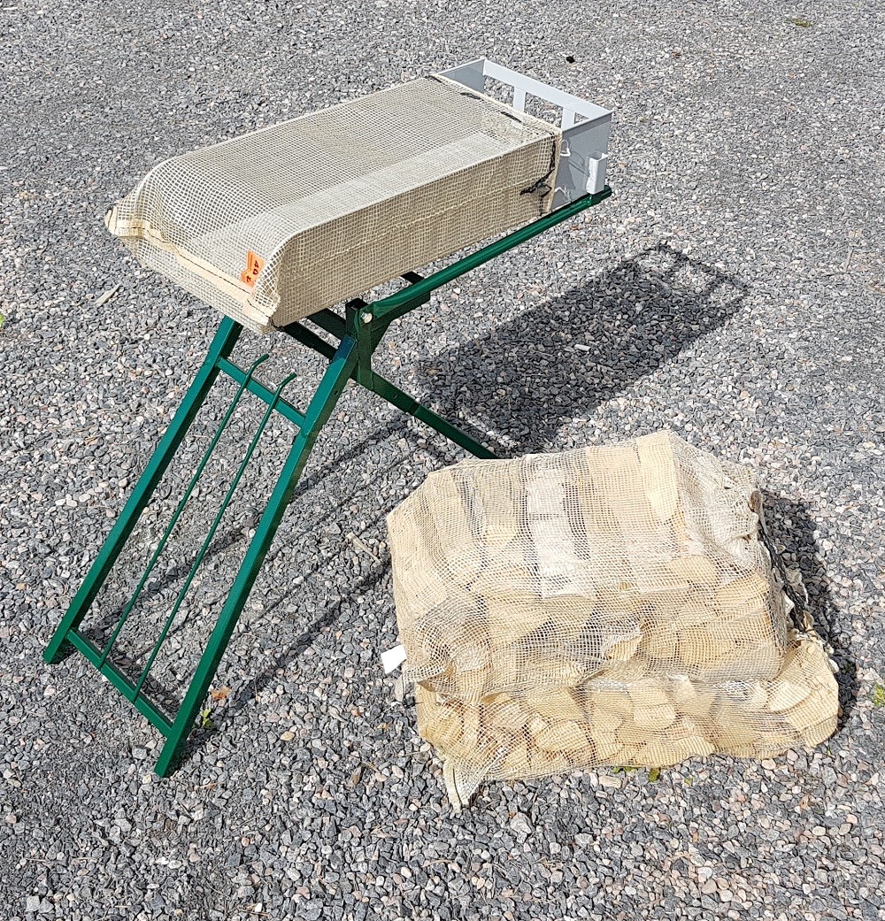 VERKKOPUSSIEN TÄYTTÖLAITE