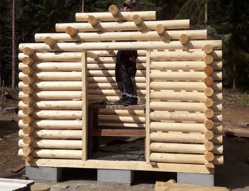 3 X 4M LIITERI PYÖRÖHIRRESTÄ