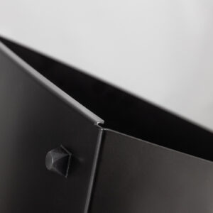 SILEÄ MUSTA
