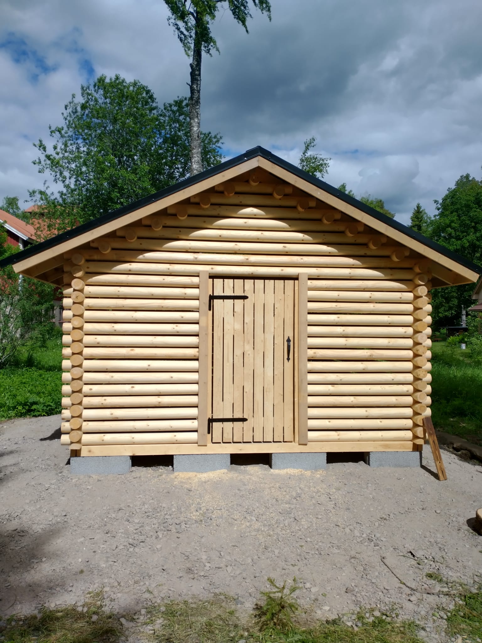 4 X 4M LIITERIN VALMISPAKETTI PYÖRÖHIRRESTÄ - Kuva 3