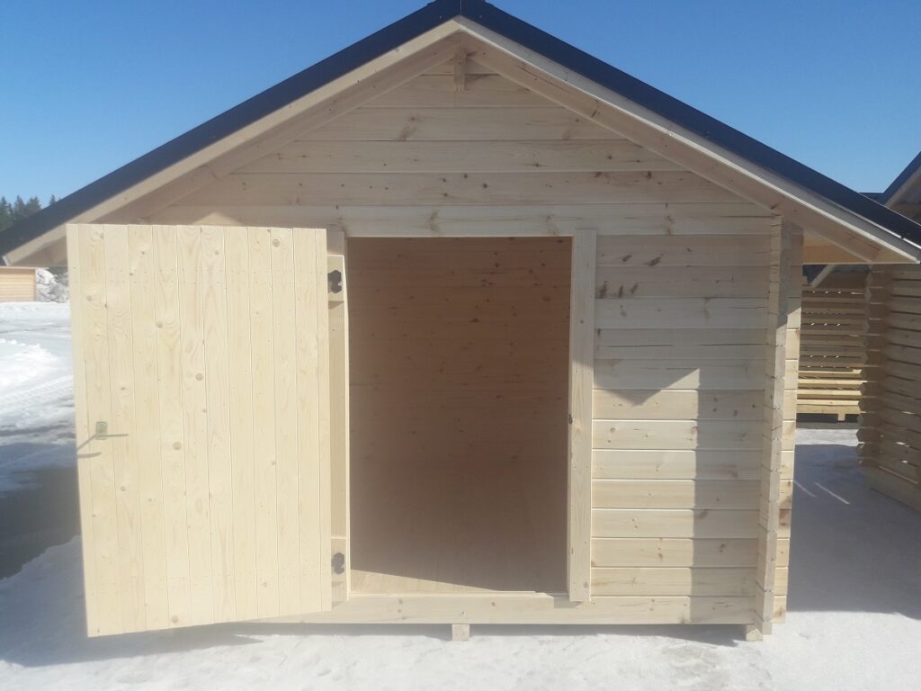 3 X 3M VARASTON VALMISPAKETTI HÖYLÄHIRRESTÄ